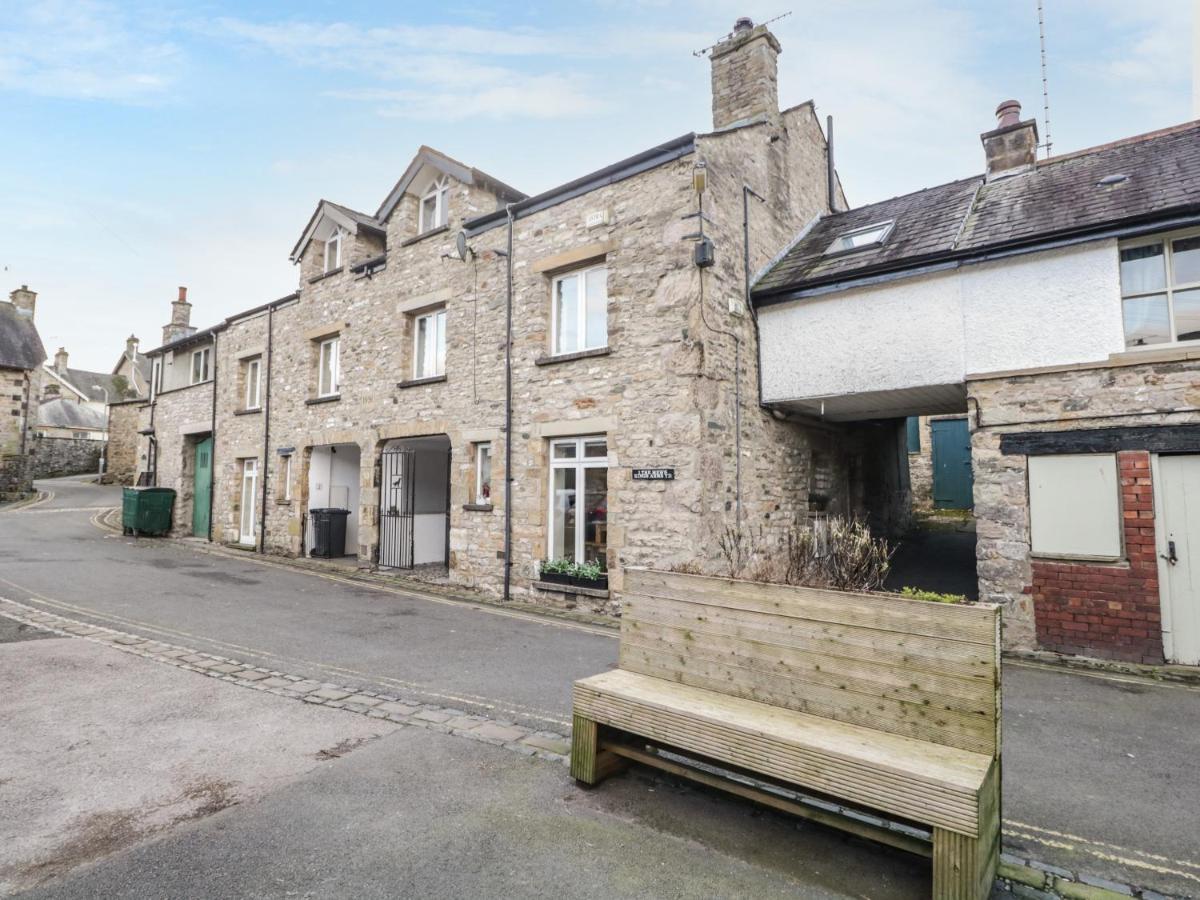 Kirkby House Vila Carnforth Exterior foto